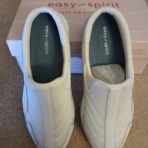 Easy Spirit ESTRAVELTIME Slip On Shoes Clogs  Sneakers Women 5M White/Blue  NWT